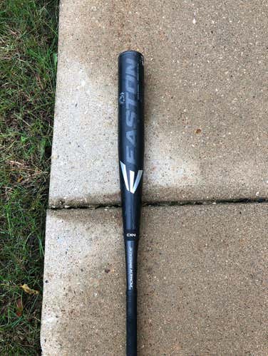 Easton Mako Beast BBCOR 33in/30oz
