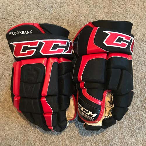 Blackhawks Sheldon Brookbank CCM CL Pro Stock Hockey Gloves14"