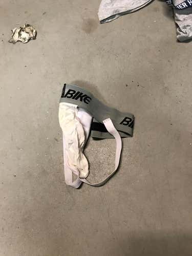 Used Hockey Hockey Garments