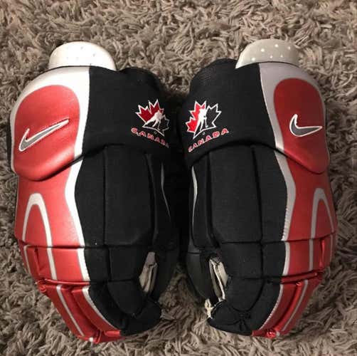 Nike (Bauer) Pro Stock - 14” Team Canada