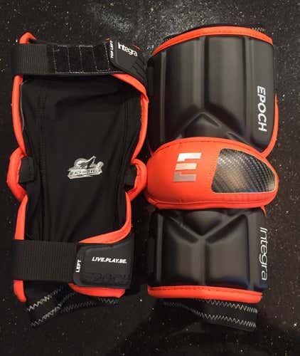 New England Black Wolves(NLL) arm guards(new)