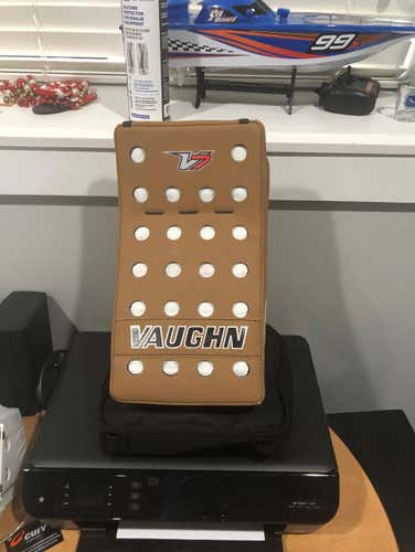 Vaughn XR Pro Carbon Blocker. California Tan And In Great Condition