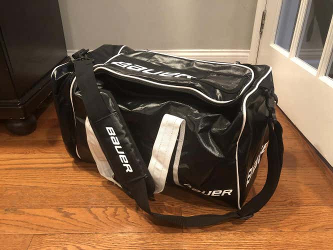 Brand New Small Bauer Player Bag
