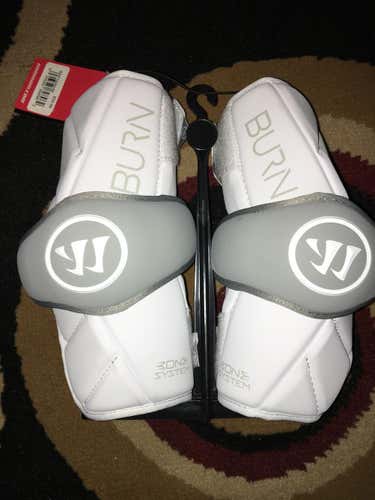 Warrior Burn Arm Pads Men’s Size M