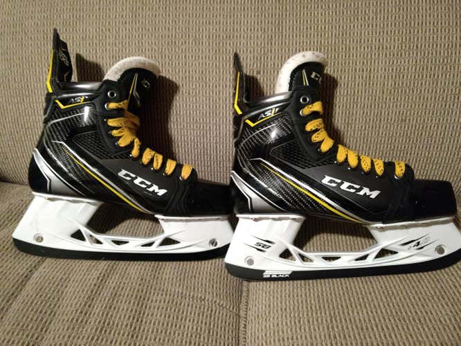 CCM Super Tacks AS1 Skates Senior Size 8