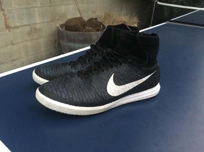Nike Magistax Proximo IC