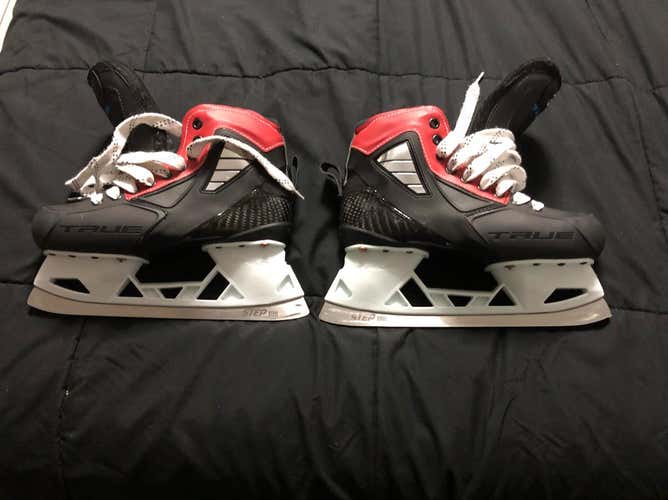True Custom Skates Size 7