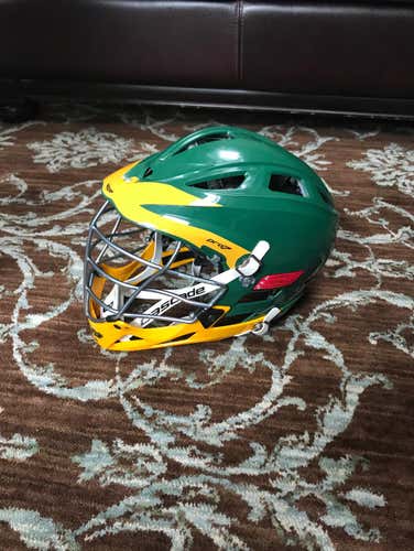 Cascade Pro 7. Green And Gold