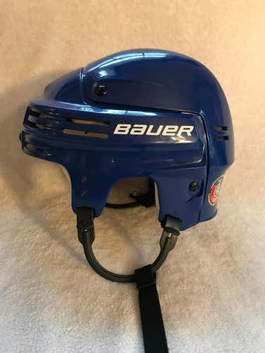 New Bauer 4500 Helmet Size Medium Item# UMLH1