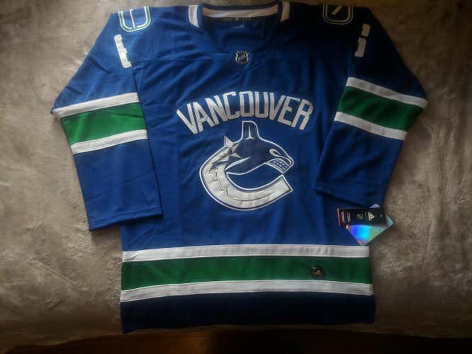 Brock Boeser Jersey - Size Extra Large