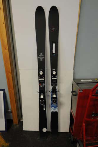 2016 Line Francis Bacon Demo Skis