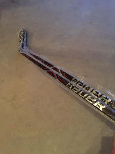 New  Bauer Vapor 1X Lite Pro Stock, RH, P92 Curve 82 FLEX