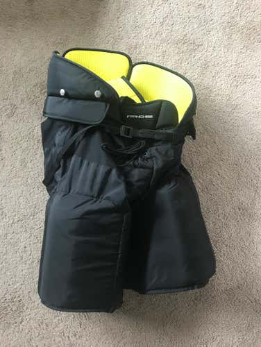 Philadelphia Flyers Game Worn Hockey Pant : Warrior Franchise Large