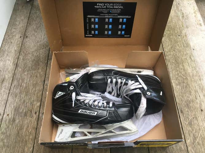 Bauer s190 Skates 9.5 with Replacement Blades **USED**