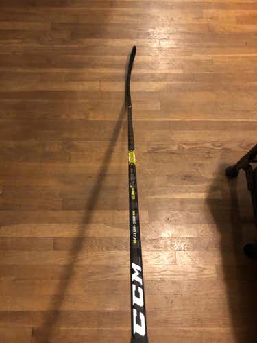 New CCM AS1 Stick Stick Lefty Mid 61-65 Intermediate