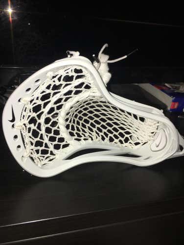 NIKE CEO STRUNG W/ HERO 2.0