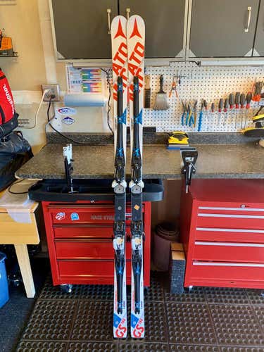 Atomic Redster Racestock 186 R 26 with Bindings & X19 din bindings