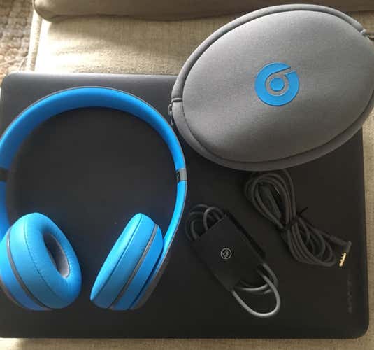 Beats By Dre Solo2 - Wireless Bluetooth Headphones Grey/blue