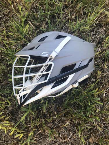 LN Matte Grey/White Casecade S