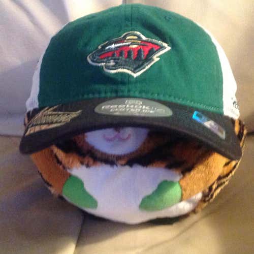 New Reebok Official Slouch Fit Hat Minnesota Wild Small/Medium
