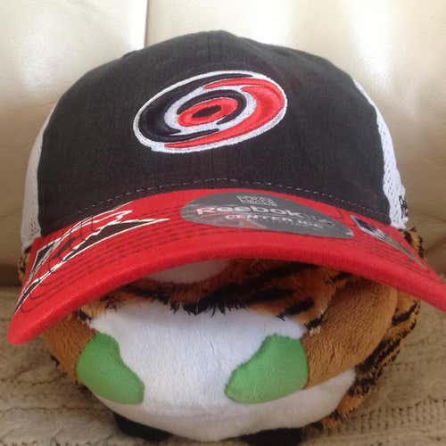 New Reebok Official Slouch Fit Cap Hat Carolina Hurricanes Small/Medium