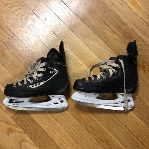 CCM Youth Skates *no trades* size 2
