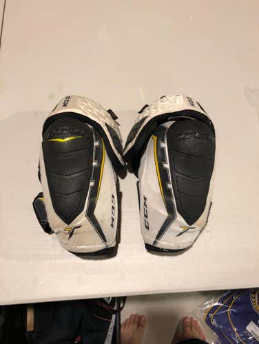 CCM Ultra Tacks Pro. Medium Prostock