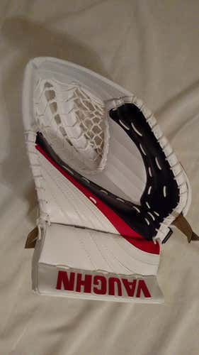 New Vaughn Goalie Glove SLR Pro Carbon