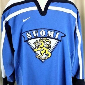VINTAGE NIKE TEAM FINLAND "SUOMI" (MEDIUM) PULLOVER KNIT OLYMPICS HOCKEY JERSEY