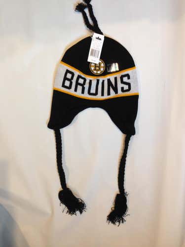 Boston Bruins Hockey Old Time Hockey  Black Tassel Winter Beanie Hat NEW