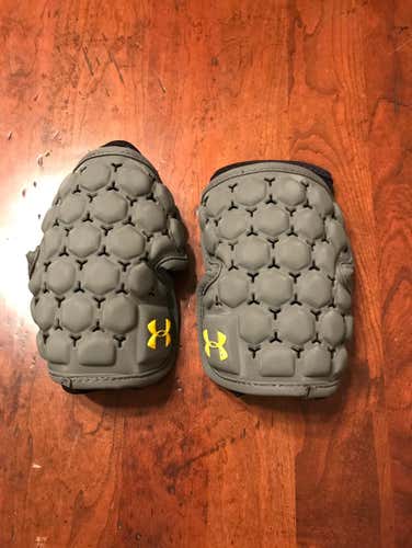 UA Arm Pads