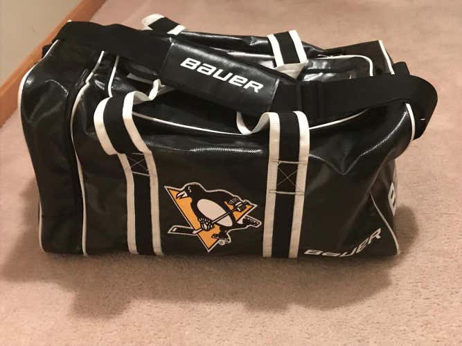 Pitt Penguins Duffle