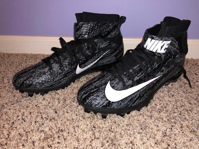 Brand New Size 12 Nike LunarBeast