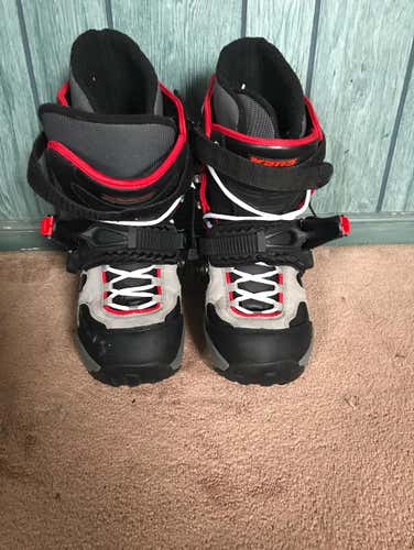 Vans Axel M11 Snowboarding Boots