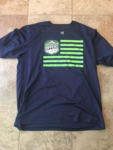 Classic Men’s Rippers Flag Shooter Shirt #42