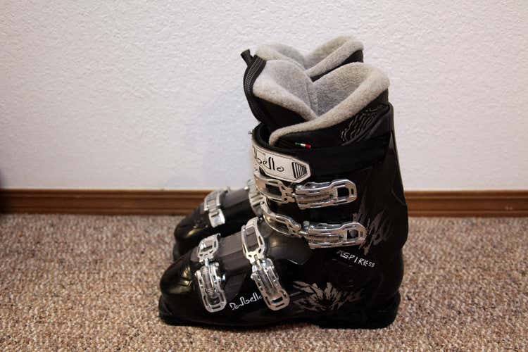 Dalbello Aspire 5.9 Women's Downhill Ski Boots Women's size 10.5 Mondo 27.5