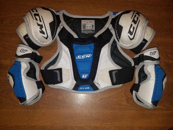 CCM U+ Shoulder Pads Youth