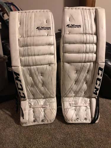 CCM Eflex 500 Leg Pads