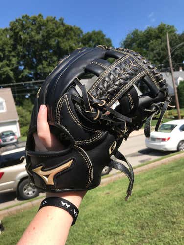Mizuno Global Elite VOP Series ** NO TRADES**