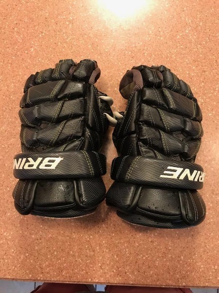 Brine Thriller Goalie Gloves