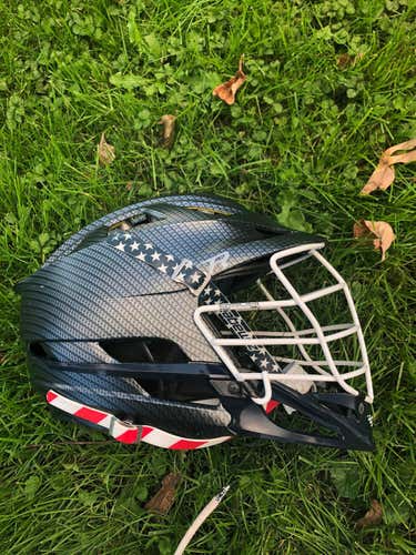 CARBON FIBER CASCADE R (adult)