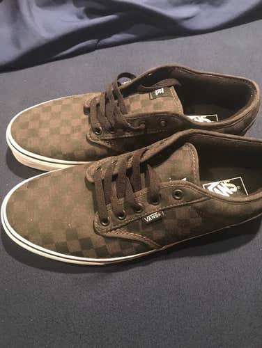 Vans Checker Size 11 NEW