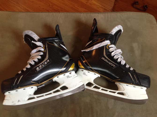 Bauer Total One NXG Custom Pro Stock Skates  Size 9 - Boston Bruins