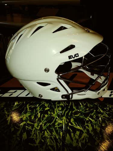 New Warrior Evo Helmet Adult w/ chrome cage