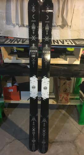 BRAND NEW Revision Dime 171 Skis
