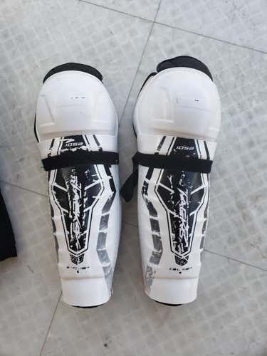 CCM Tacks 1052 Shin Pads Senior 15in