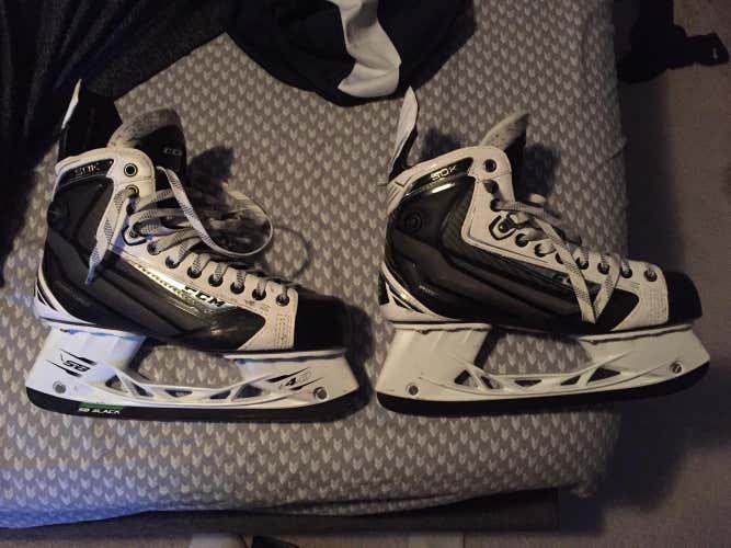 CCM Ribcor 50K LE White Skates