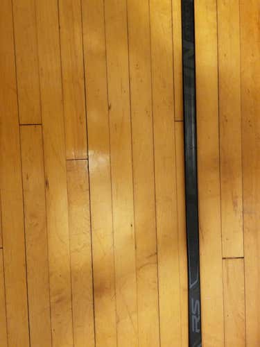 Easton Stick Righty Intermediate