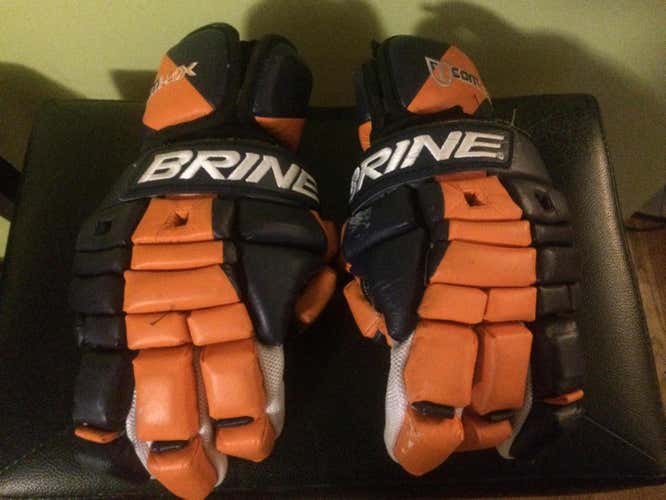 Brine Com Lax Gloves - Orange / Blue