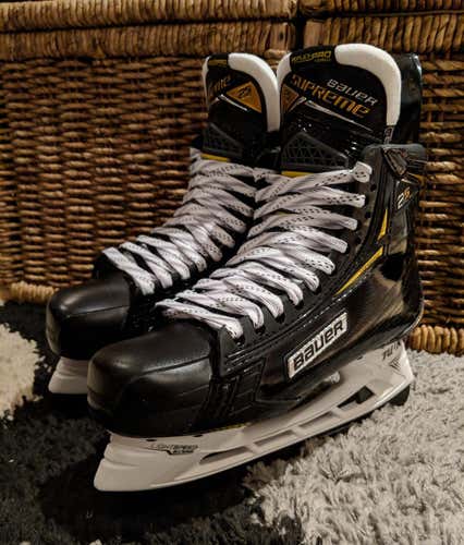 New Bauer Supreme 2S Pro Skates 9.0D New In Box